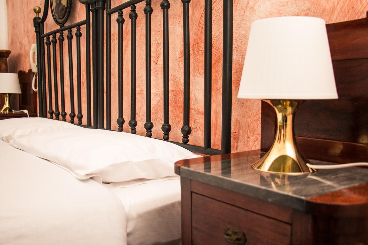 Bed and Breakfast Apulia '800 San Pietro Vernotico Exterior foto